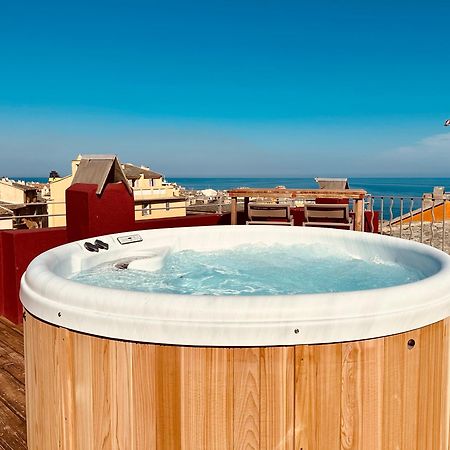 Pepites Bastiaises Vatta Appartement Roof Top Jacuzzi Vue Vieux Port 巴斯蒂亚 外观 照片