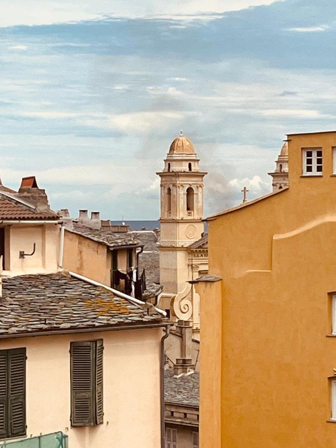 Pepites Bastiaises Vatta Appartement Roof Top Jacuzzi Vue Vieux Port 巴斯蒂亚 外观 照片