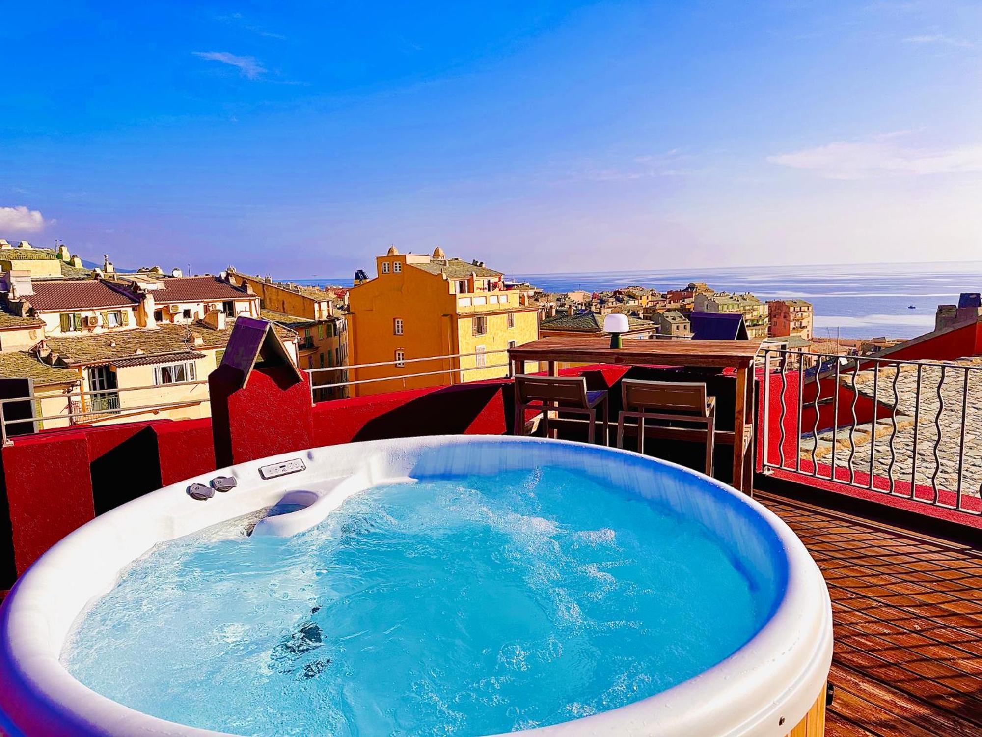 Pepites Bastiaises Vatta Appartement Roof Top Jacuzzi Vue Vieux Port 巴斯蒂亚 外观 照片